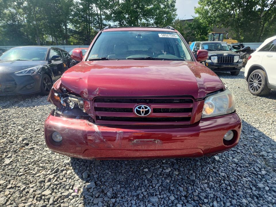 2005 Toyota Highlander VIN JTEEP21A050087308 COPART salvage auction — FRONT END, MA - CERT OF TITLE-RECONSTRCTD COLL, sold $1,850 on 2026-07-22 (photo 5)