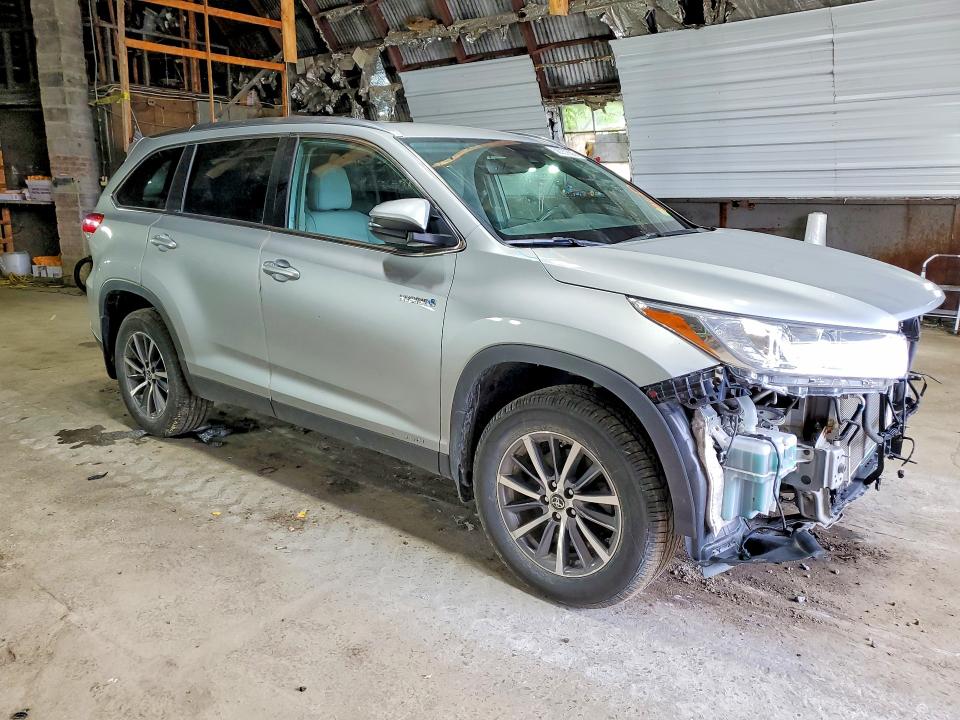 2019 Toyota Highlander VIN 5TDJGRFH0KS059552 COPART salvage auction — FRONT END, Ny - Mv-907A Salvage Certificate, sold $10,700 on 2026-07-06 (photo 4)