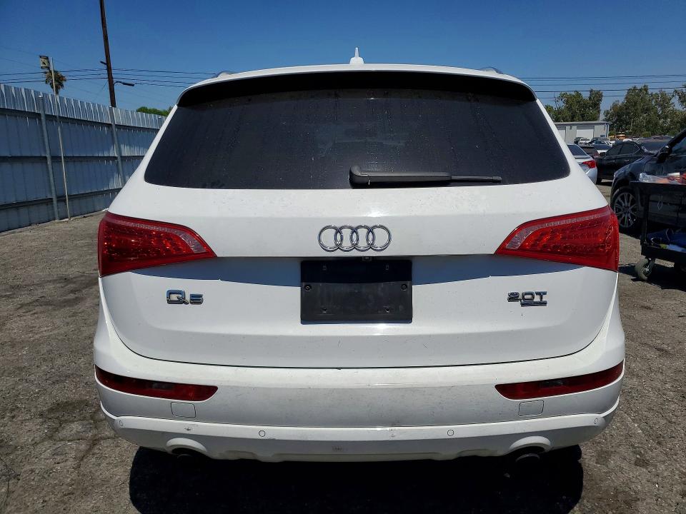 2011 Audi Q5 VIN WA1LFAFP6BA103968 COPART salvage auction — MINOR DENT/SCRATCHES, Ca - Dis/Dlr/Exp Only Clean Title, sold $500 on 2026-07-12 (photo 6)