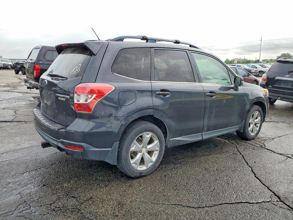 2014 Subaru Forester VIN JF2SJAMC8EH435911 COPART salvage auction — MINOR DENT/SCRATCHES, Co - Dis/Dlr/Exp Only Clean Title, sold $1,100 on 2026-07-08 (photo 3)