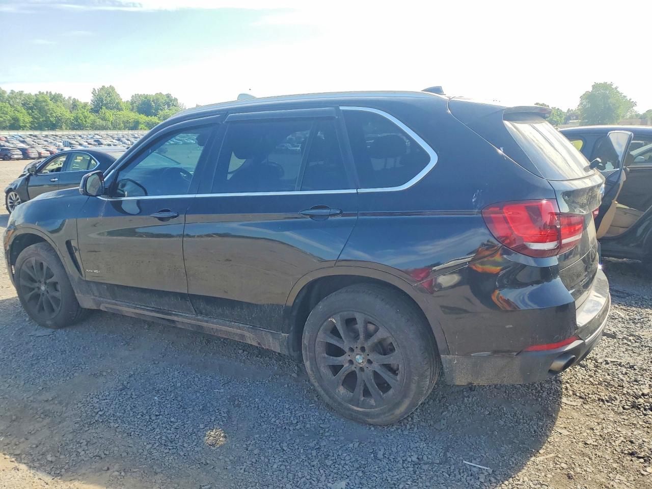 2015 BMW X5 VIN 5UXKR0C57F0K68735 COPART salvage auction — Undercarriage, NJ - CERTIFICATE OF TITLE, sold $1,500 on 2026-06-30 (photo 2)
