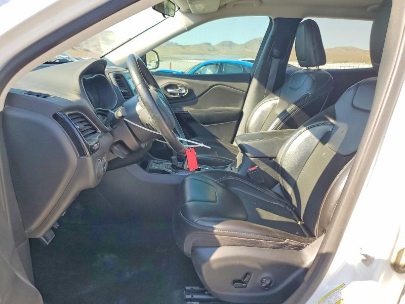 2019 Jeep VIN 1C4PJLLB4KD479089 COPART salvage auction — REAR END, Nv - Salvage Title, sold $2,650 on 2026-08-03 (photo 7)