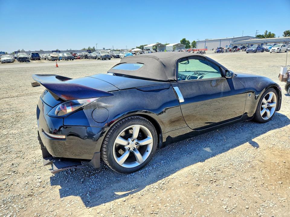2006 Nissan 350z VIN JN1AZ36A76M480635 COPART salvage auction — FRONT END, Ca - Dis/Dlr/Exp Only Clean Title, sold $1,550 on 2026-07-24 (photo 3)