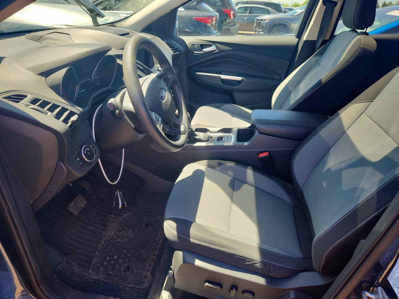2018 Ford Escape VIN 1FMCU0GD4JUA80693 COPART salvage auction — Mechanical, IL - CERTIFICATE OF TITLE (P), sold $2,400 on 2026-07-09 (photo 7)