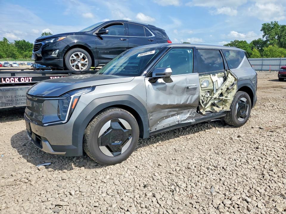 2024 Kia Ev9 VIN KNDAA5S28R6018902 — COPART salvage auction photo
