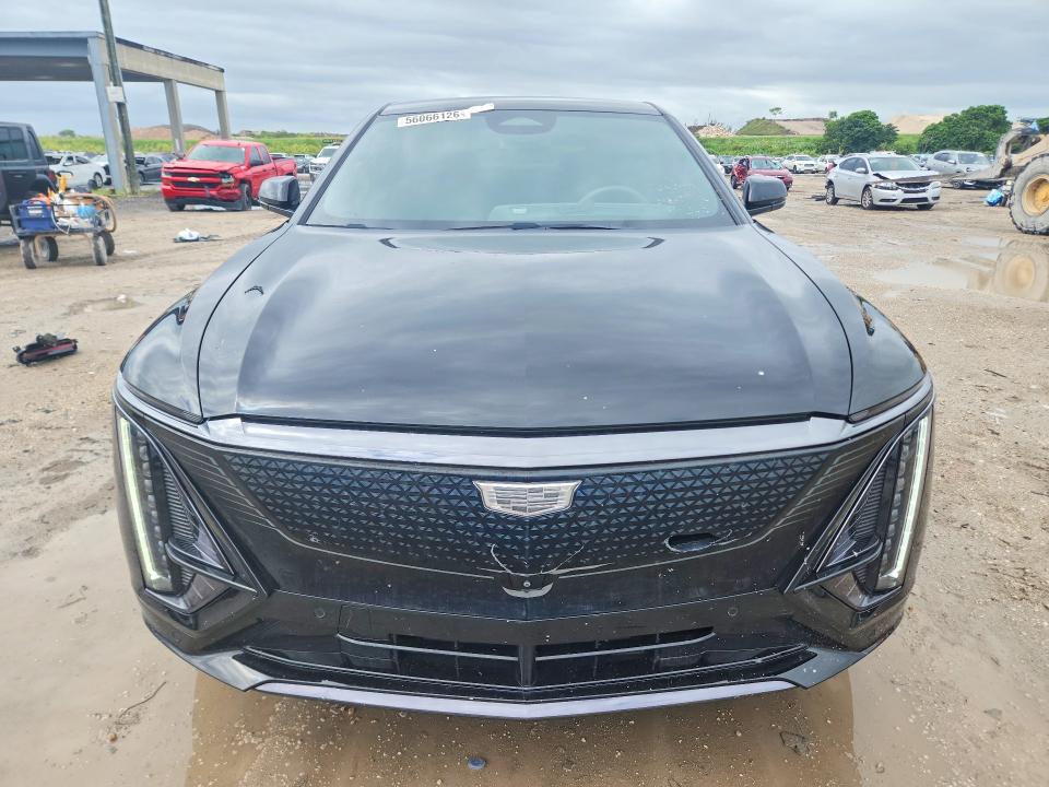 2024 Cadillac Lyriq VIN 1GYKPTRL2RZ137530 COPART salvage auction — REAR END, Fl - Cert Of Title Slvg Rebuildable, sold $14,600 on 2026-08-06 (photo 5)
