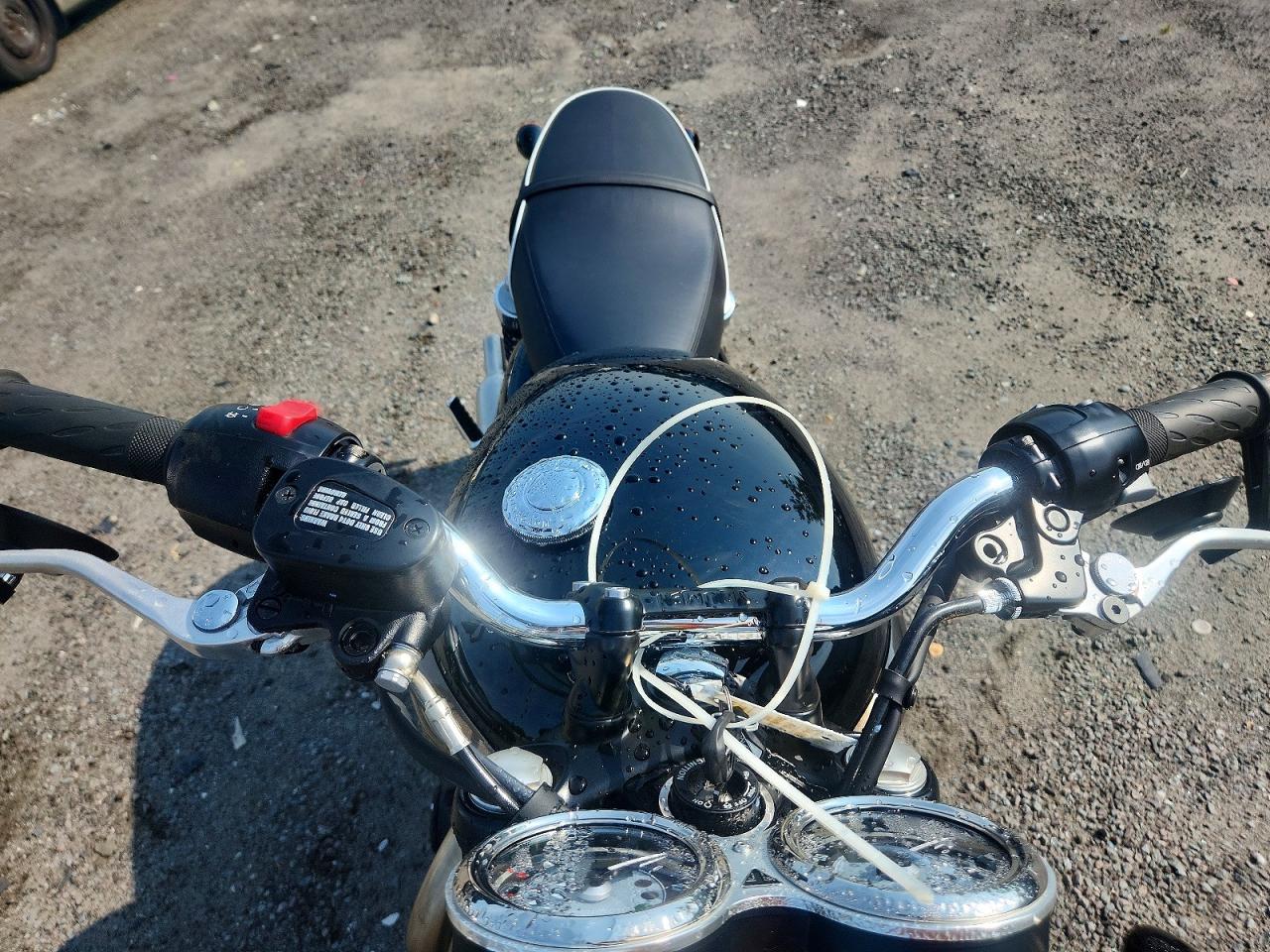 2024 Triumph Motorcycle BONNEVILLE VIN SMTD10G71RTBP4158 COPART salvage auction — Minor Dent/Scratches, MA - CERT OF TITLE-SALVAGE (P), sold $3,250 on 2026-07-09 (photo 5)
