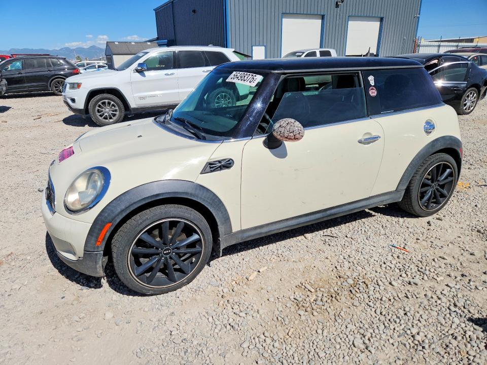 2007 Mini Cooper VIN WMWMF73537TT84037 COPART salvage auction — REAR END, Ut - Salvage Certificate, sold $350 on 2026-07-31 (photo 1)