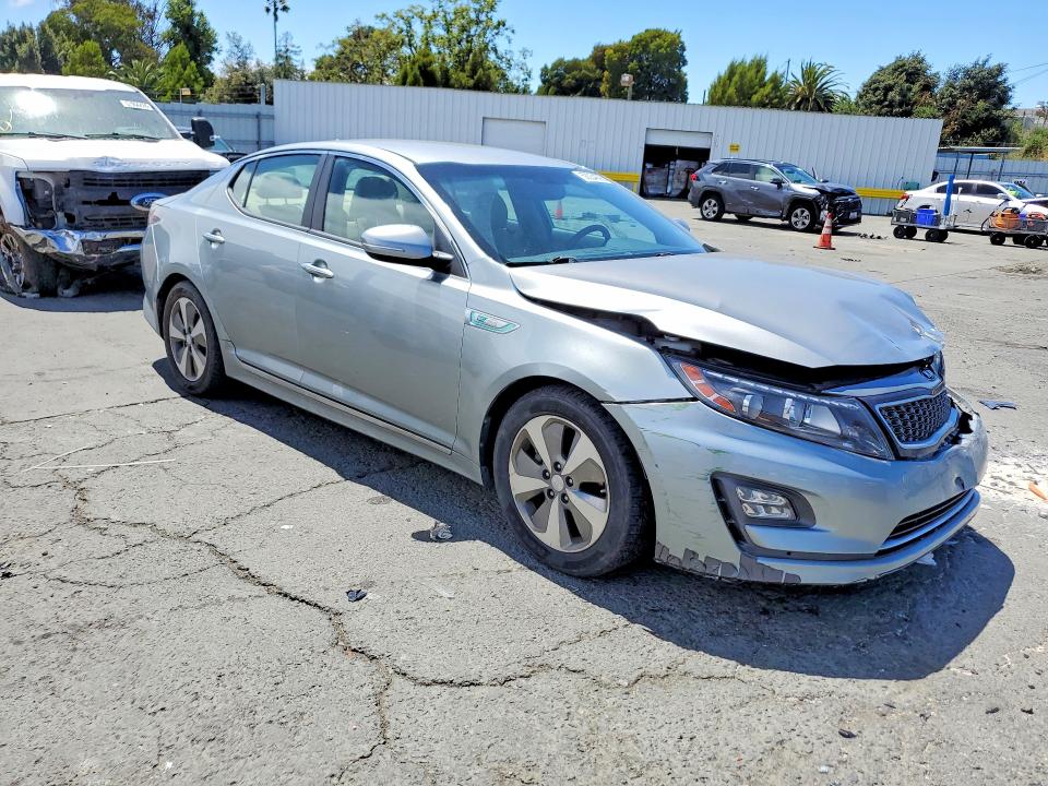 2015 Kia VIN KNAGN4AD6F5082009 COPART salvage auction — FRONT END, Ca - Salvage Certificate, sold $475 on 2026-07-06 (photo 4)