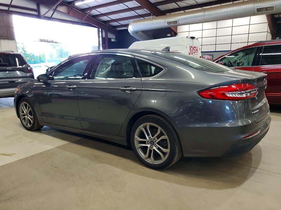 2019 Ford Fusion VIN 3FA6P0CD2KR110383 COPART salvage auction — MINOR DENT/SCRATCHES, AR - CERTIFICATE OF TITLE (P), sold $4,450 on 2026-07-02 (photo 2)