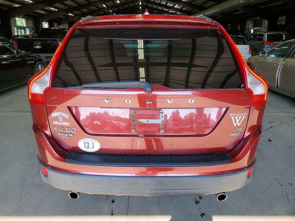 2010 Volvo Xc60 VIN YV4992DZ4A2060383 COPART salvage auction — MINOR DENT/SCRATCHES, Vt - Certificate Of Title, sold $2,100 on 2026-08-04 (photo 6)