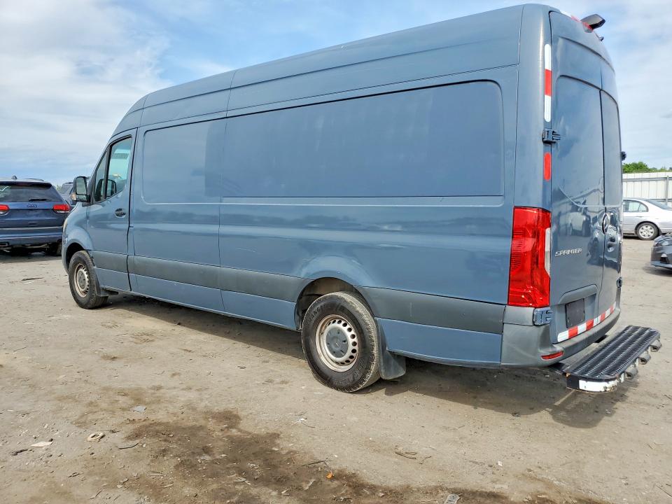 2021 Mercedes-benz VIN W1Y40CHY5MT071353 COPART salvage auction — MINOR DENT/SCRATCHES, Nc - Certificate Of Title, sold $11,700 on 2026-07-29 (photo 2)