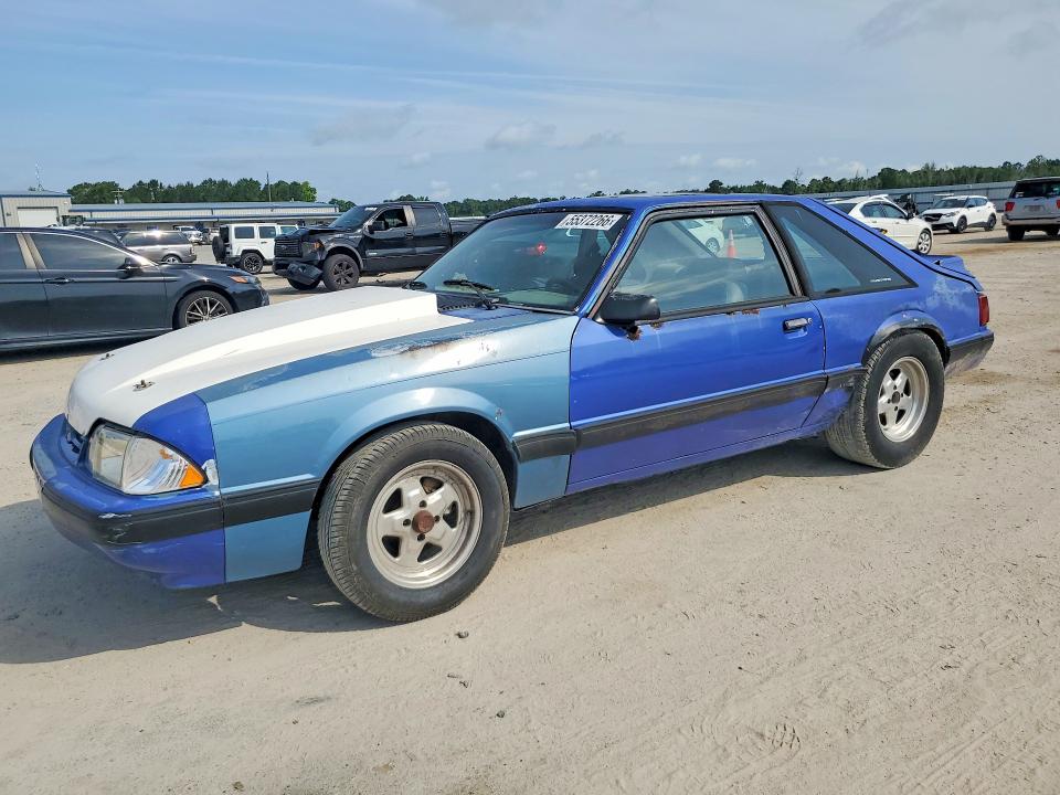 1989 Ford Mustang VIN 1FABP41E9KF187153 COPART salvage auction — MINOR DENT/SCRATCHES, Sc - Certificate Of Title (P), sold $2,600 on 2026-07-08 (photo 1)