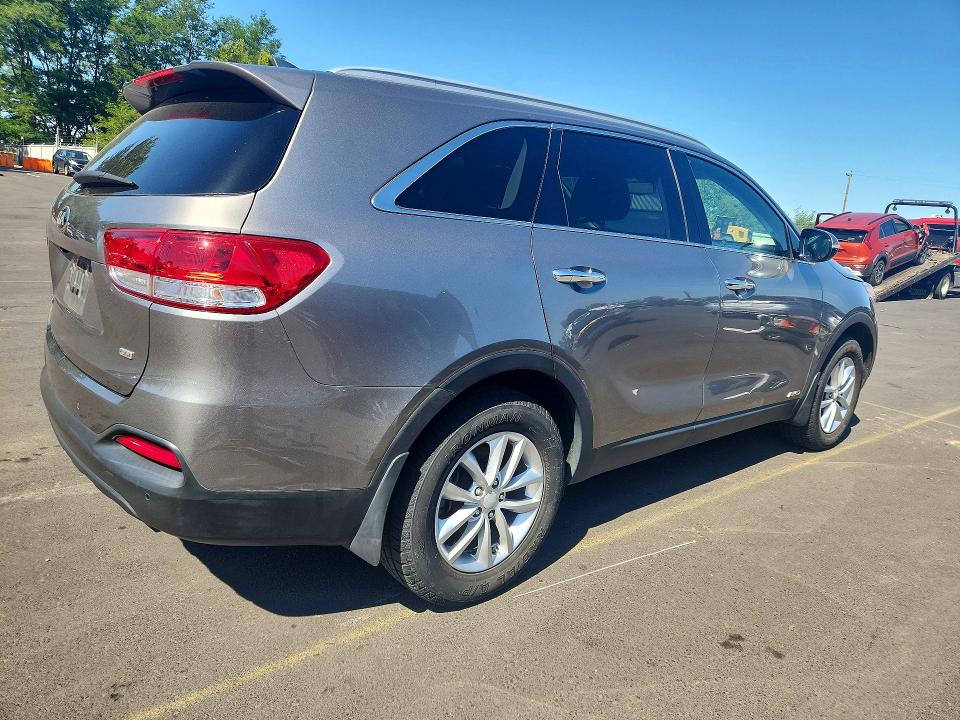 2016 Kia Sorento VIN 5XYPGDA31GG090905 COPART salvage auction — MECHANICAL, Wa - Cert Of Ownership-Rebuilt, sold $1,400 on 2026-07-20 (photo 3)