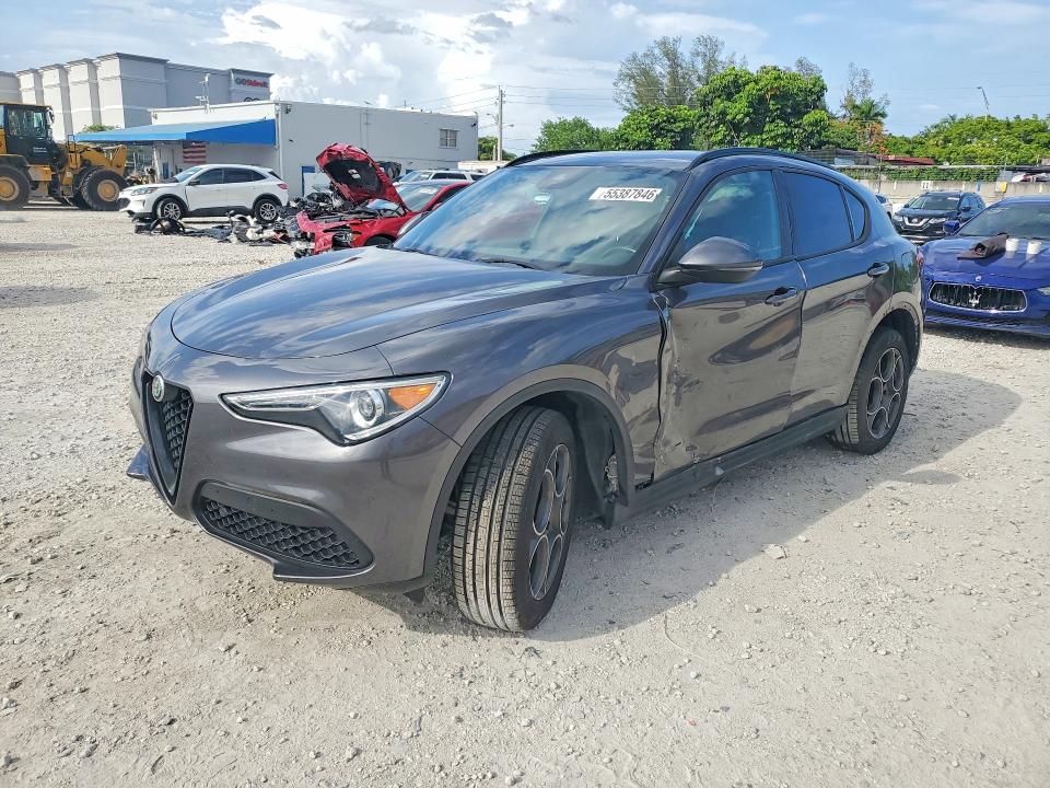 2023 Alfa romeo VIN ZASPAJAN3P7D59704 COPART salvage auction — SIDE, Fl - Certificate Of Destruction, sold $9,500 on 2026-07-25 (photo 1)