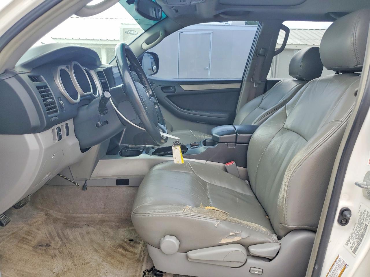 2004 Toyota 4Runner VIN JTEBU14R340055202 COPART salvage auction — Hail, AR - CERT OF TITLE-PARTS ONLY, sold $3,000 on 2026-07-01 (photo 7)