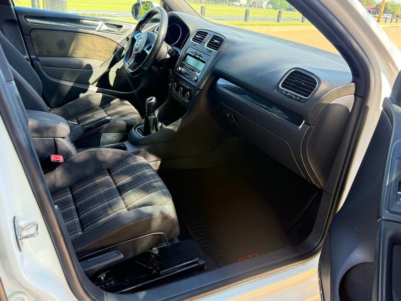 2013 Volkswagen Gti VIN WVWGD7AJ8DW119484 COPART salvage auction — MINOR DENT/SCRATCHES, Ar - Certificate Of Title (P), sold $4,850 on 2026-07-09 (photo 5)