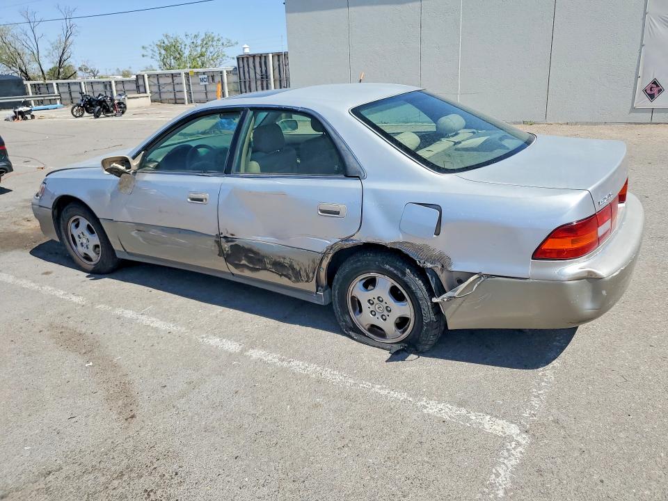 1997 Lexus Es 300 VIN JT8BF22G5V0006797 COPART salvage auction — SIDE, Tx - Salvage Vehicle Title, sold $275 on 2026-07-31 (photo 2)