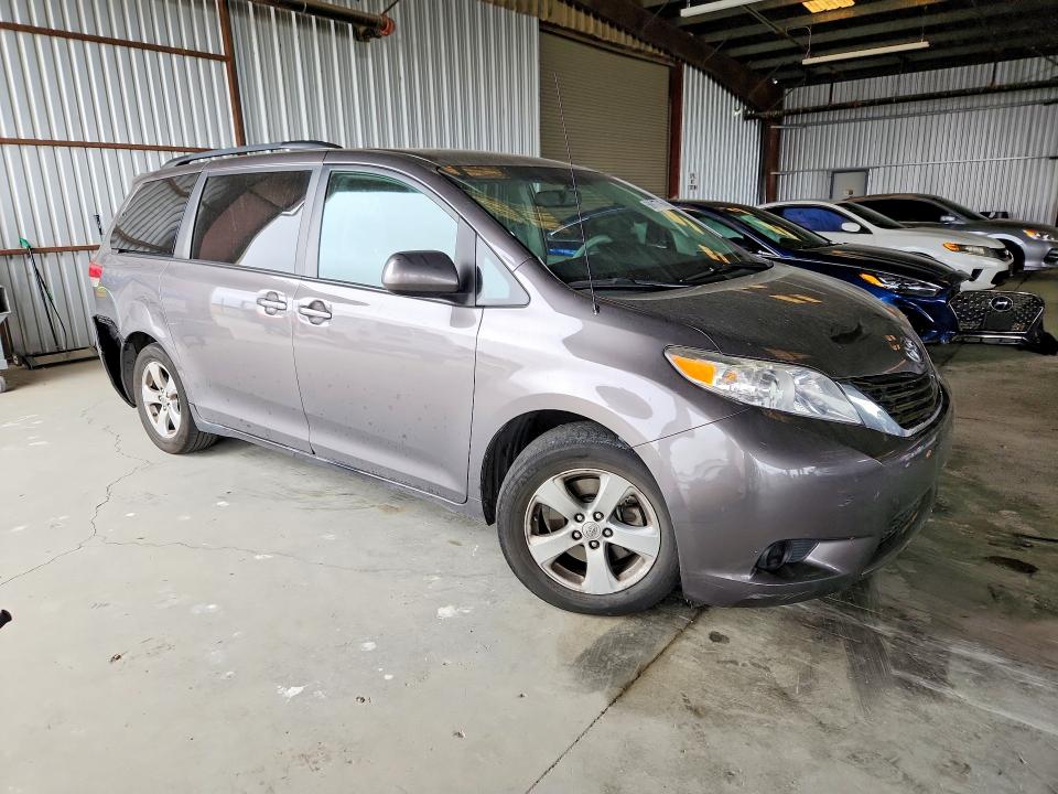 2011 Toyota Sienna VIN 5TDKK3DC6BS033710 COPART salvage auction — REAR END, Ca - Salvage Certificate, sold $925 on 2026-07-13 (photo 4)
