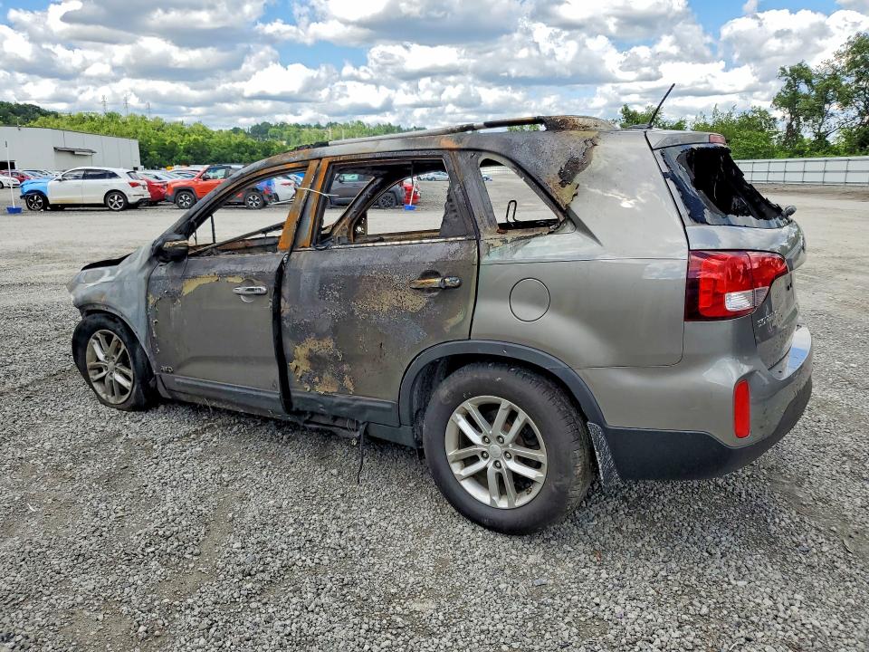 2015 Kia Sorento VIN 5XYKTDA6XFG603485 COPART salvage auction — BURN, Pa - Certificate Of Salvage, sold $400 on 2026-07-08 (photo 2)
