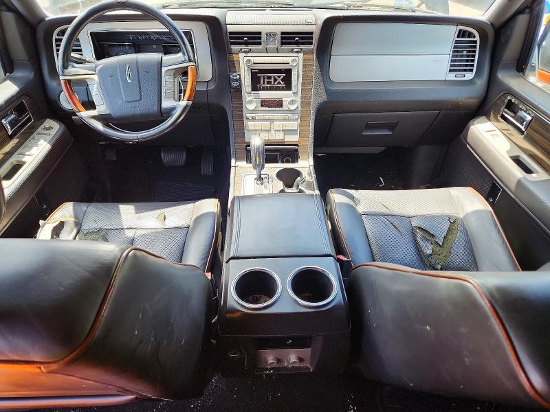 2007 Lincoln Navigator VIN 5LMFU28527LJ10978 COPART salvage auction — REAR END, Pa - Certificate Of Salvage, sold $600 on 2026-07-08 (photo 8)
