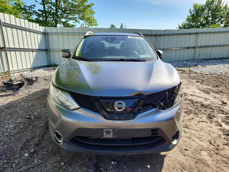 2017 Nissan Rogue VIN JN1BJ1CR4HW121647 COPART salvage auction — FRONT END, Vt - Cert Of Title-Salvage Vehicle, sold $1,000 on 2026-07-06 (photo 5)