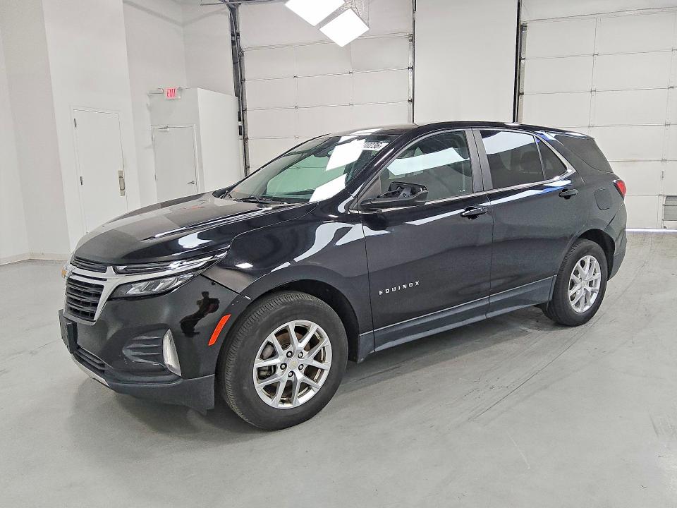 2022 Chevrolet Equinox VIN 3GNAXUEV2NL191806 COPART salvage auction — MINOR DENT/SCRATCHES, WV - CERTIFICATE OF TITLE, sold $5,900 on 2026-07-09 (photo 1)