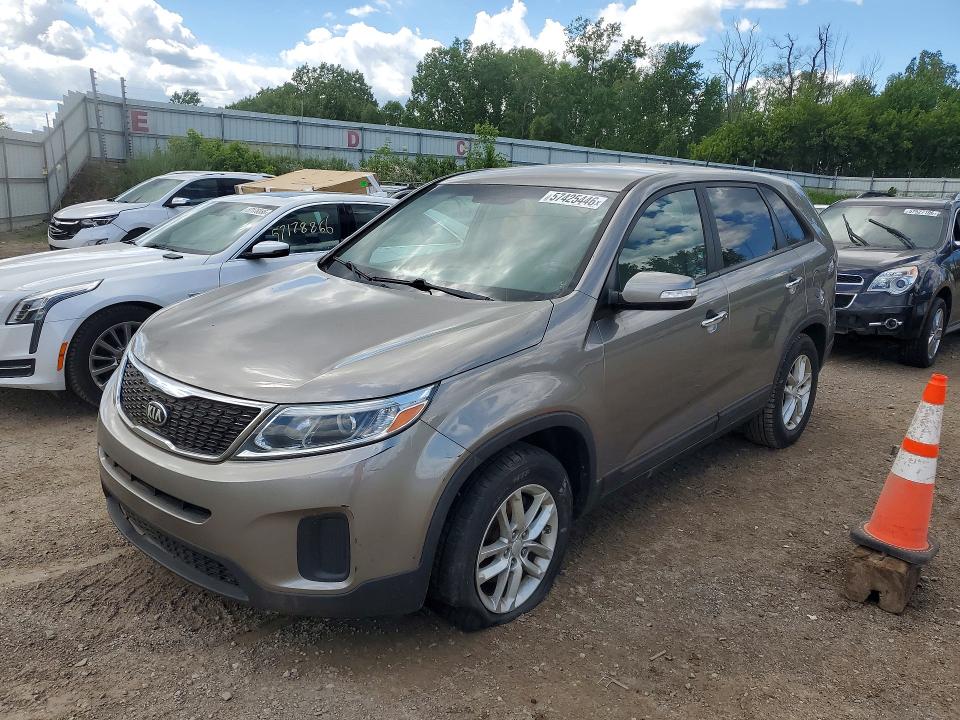 2015 Kia Sorento VIN 5XYKT3A60FG629622 COPART salvage auction — MECHANICAL, Mi - Dealer Only Clean Title, sold $625 on 2026-07-29 (photo 1)