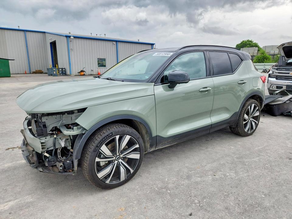 2022 Volvo VIN YV4ED3UB3N2769334 — COPART salvage auction photo