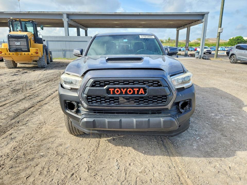 2017 Toyota Tacoma VIN 5TFAZ5CN6HX028872 COPART salvage auction — REAR END, Fl - Certificate Of Title, sold $11,100 on 2026-07-02 (photo 5)