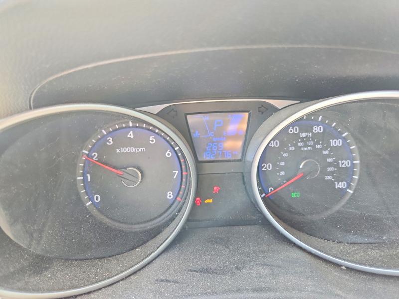 2012 Hyundai Tucson VIN KM8JUCAC8CU466741 COPART salvage auction — FRONT END, Ma - Cert Of Title-Reconstrctd Coll, sold $800 on 2026-07-15 (photo 9)