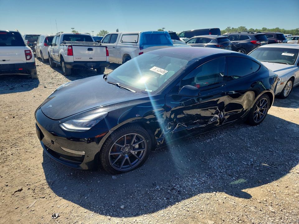 2021 Tesla VIN 5YJ3E1EB0MF858624 COPART salvage auction — SIDE, In - Cert Of Title-Salvage Title, sold $150 on 2026-07-21 (photo 1)