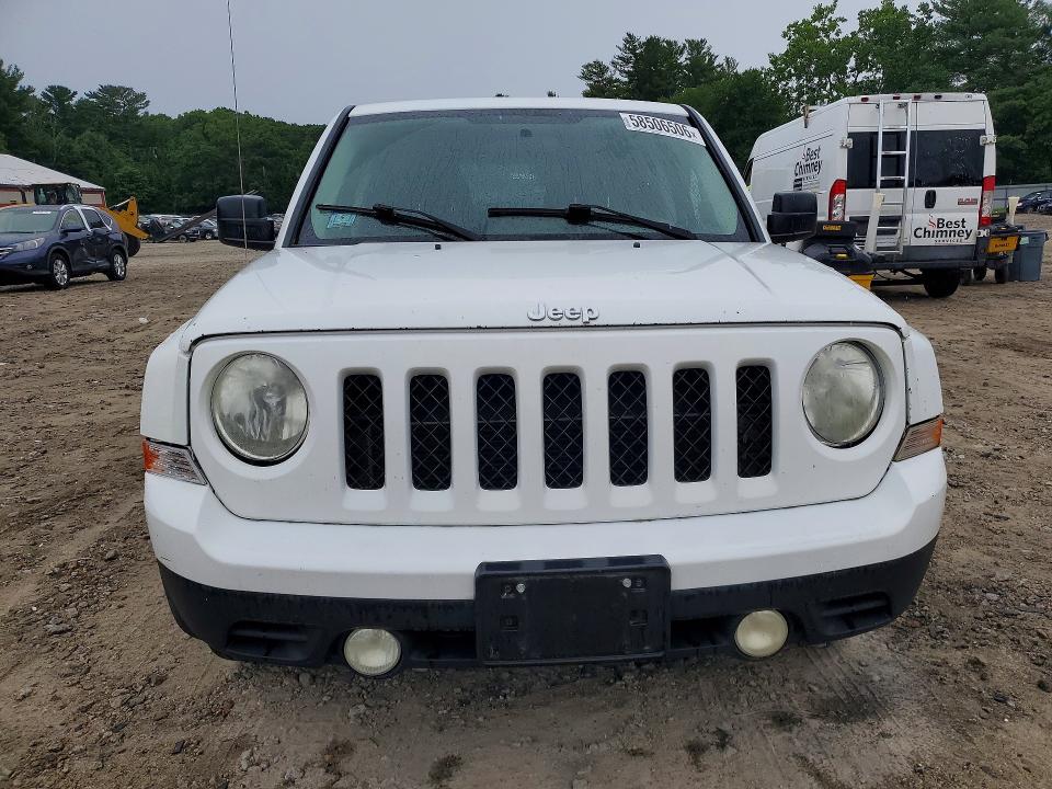 2014 Jeep VIN 1C4NJPBA8ED589221 COPART salvage auction — MECHANICAL, Ma - Certificate Of Title, sold $325 on 2026-07-02 (photo 5)