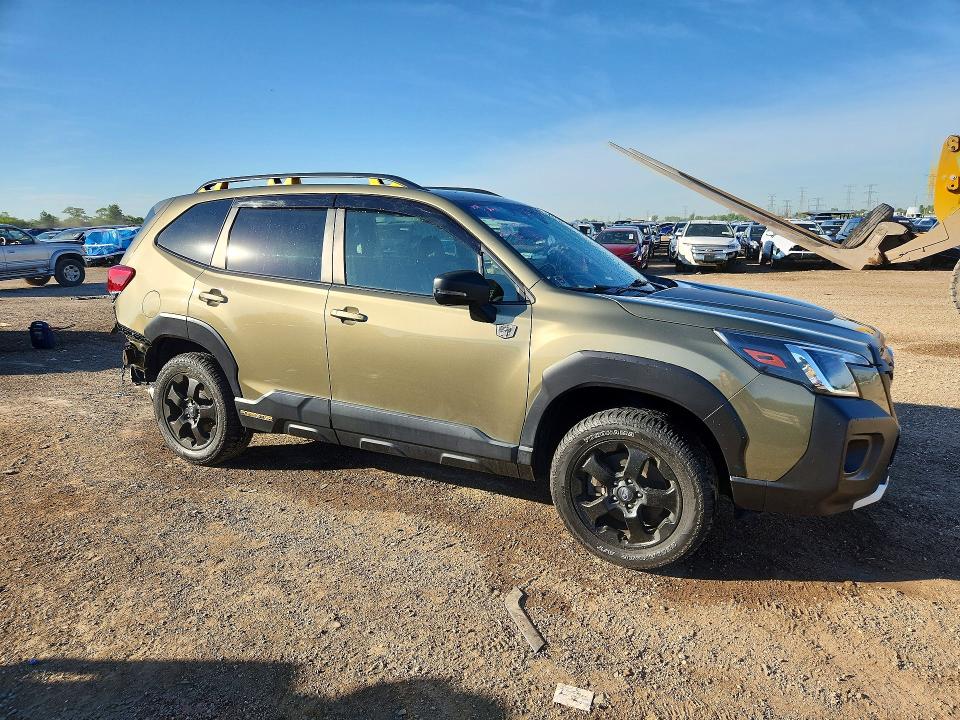2022 Subaru Forester VIN JF2SKAMC0NH467023 COPART salvage auction — REAR END, IL - SALVAGE CERTIFICATE, sold $10,300 on 2026-07-30 (photo 4)