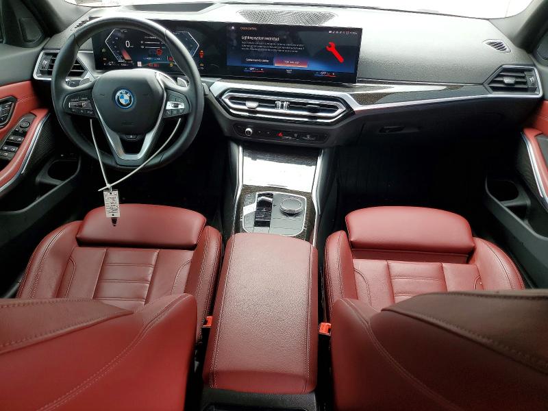 2023 BMW 3er VIN 3MW39FF07P8D01696 COPART salvage auction — FRONT END, Va - Cert Of Title - Salvage, sold $16,900 on 2026-07-29 (photo 8)