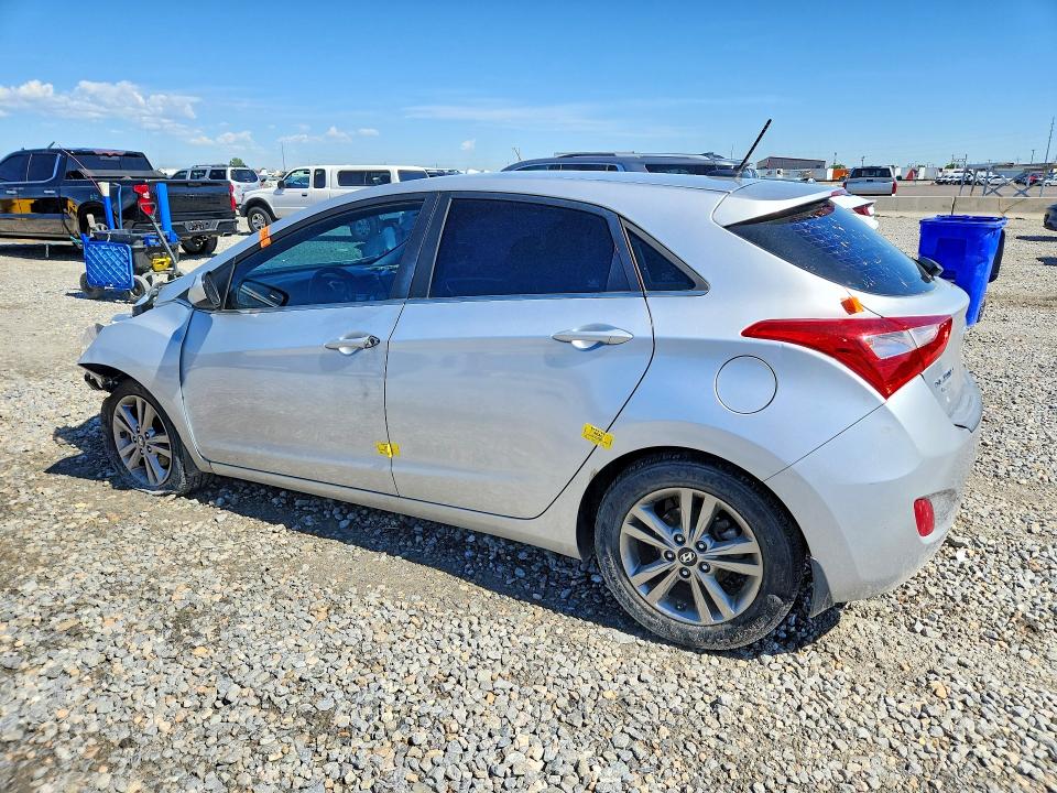 2016 Hyundai Elantra VIN KMHD35LH9GU265604 COPART salvage auction — VANDALISM, CO - PUBLIC - SALVAGE TITLE (P), sold $400 on 2026-07-23 (photo 2)