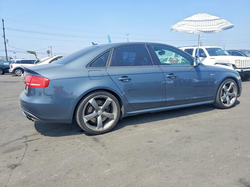 2011 Audi Rs4 VIN WAUBGAFL0BA066182 COPART salvage auction — MECHANICAL, Ca - Dis/Dlr/Exp Only Clean Title, sold $3,500 on 2026-07-08 (photo 3)