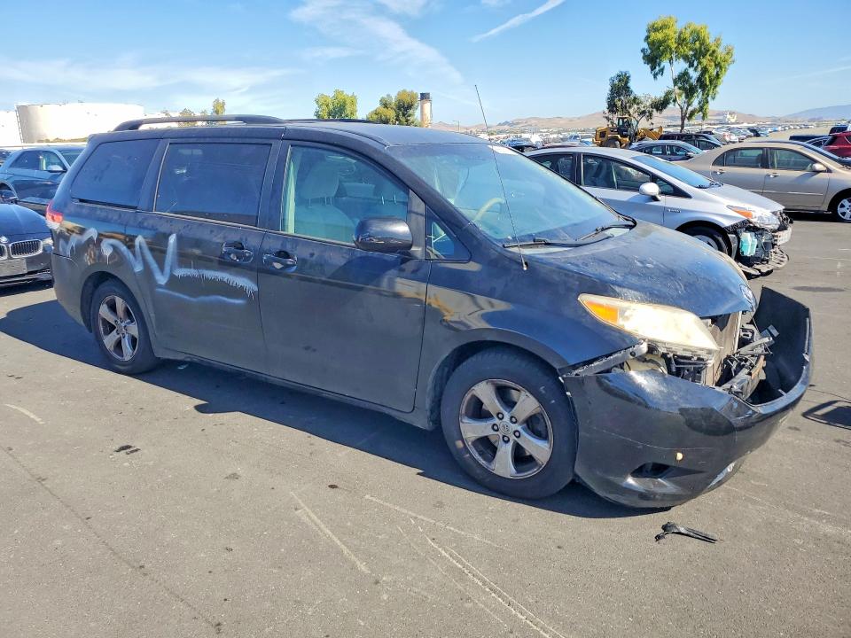 2013 Toyota Sienna VIN 5TDKK3DC1DS307706 COPART salvage auction — FRONT END, Ca - Salvage Certificate, sold $175 on 2026-07-22 (photo 4)