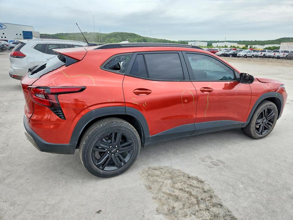 2024 Chevrolet Trax VIN KL77LKE28RC112422 COPART salvage auction — VANDALISM, Ok - Cert Of Title-Salvage, sold $8,200 on 2026-07-17 (photo 3)