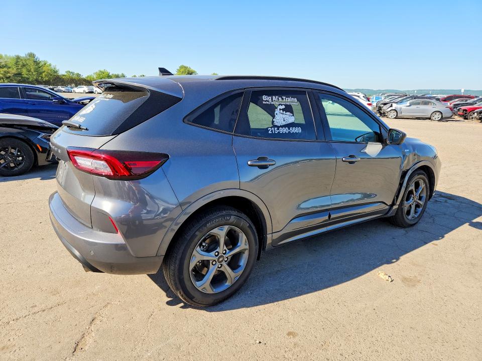 2023 Ford Escape VIN 1FMCU0MN1PUB10576 COPART salvage auction — SIDE, Pa - Certificate Of Salvage, sold $3,950 on 2026-07-02 (photo 3)