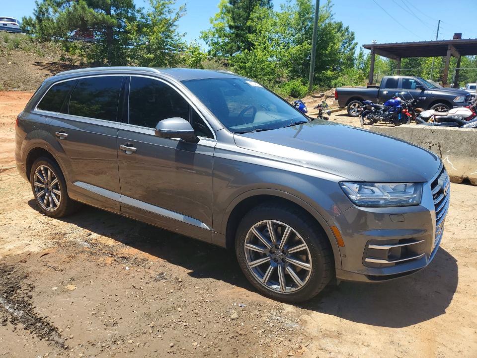 2019 Audi Q7 VIN WA1LAAF74KD013733 COPART salvage auction — UNDERCARRIAGE, SC - CERT OF TITLE-SALVAGE, sold $4,300 on 2026-07-24 (photo 4)
