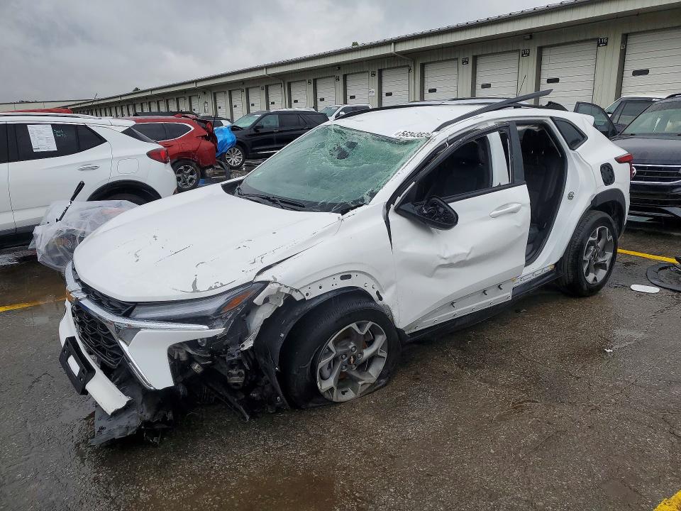 2025 Chevrolet Trax VIN KL77LHEPXSC338630 COPART salvage auction — ROLLOVER, Il - Certificate Of Title, sold $5,500 on 2026-07-27 (photo 1)