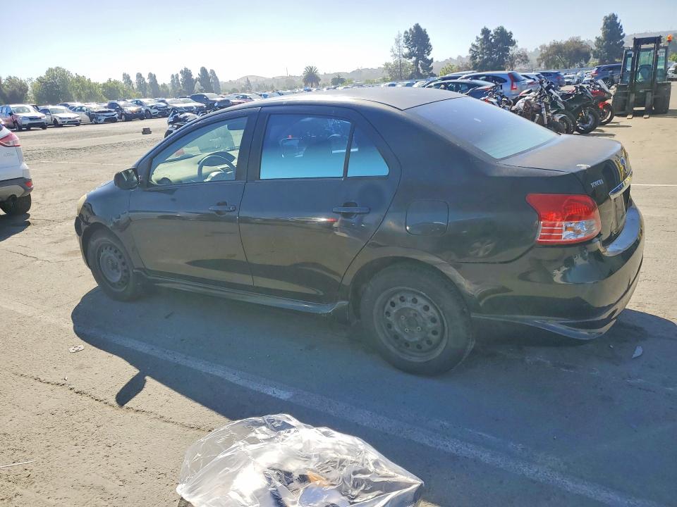 2007 Toyota Yaris VIN JTDBT923471121341 COPART salvage auction — MINOR DENT/SCRATCHES, Ca - Dis/Dlr/Exp App For Dup Clean, sold $400 on 2026-07-10 (photo 2)