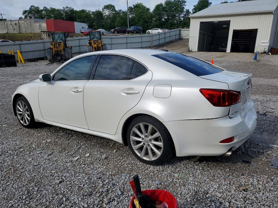 2009 Lexus Is VIN JTHCK262692027988 COPART salvage auction — REAR END, OH - CERT OF TITLE-SALVAGE, sold $625 on 2026-07-31 (photo 2)