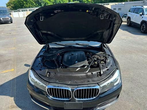 2017 BMW 7er VIN WBA7E4C53HGU99360 COPART salvage auction — MINOR DENT/SCRATCHES, Nj - Certificate Of Title, sold $12,500 on 2026-07-09 (photo 5)