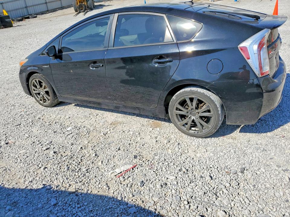 2014 Toyota Prius VIN JTDKN3DU7E1775423 COPART salvage auction — MINOR DENT/SCRATCHES, Ky - Certificate Of Title, sold $1,800 on 2026-07-24 (photo 2)