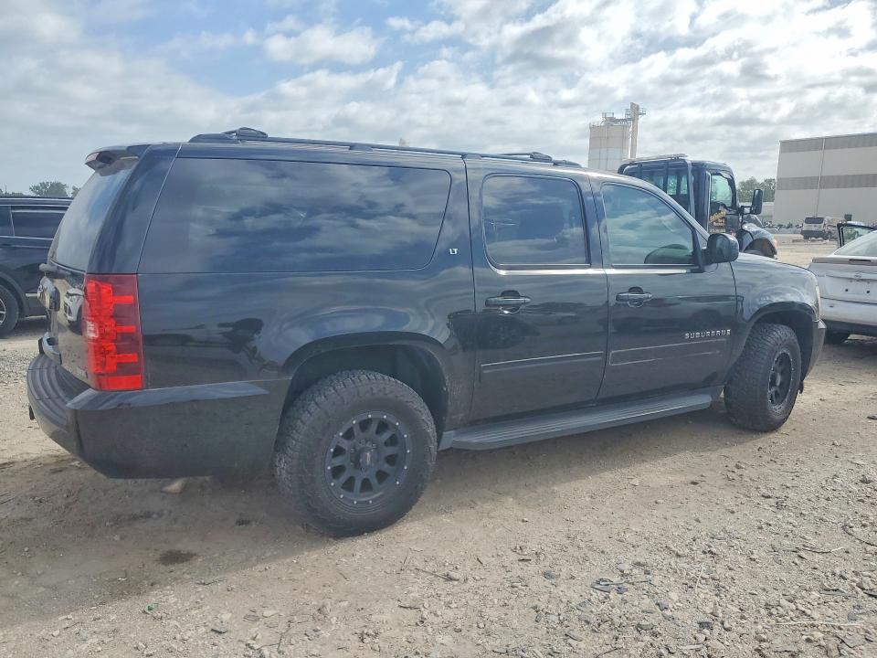2009 Chevrolet Suburban VIN 1GNFC26079R272033 COPART salvage auction — MINOR DENT/SCRATCHES, Ks - Dealer Only Clean Title, sold $875 on 2026-07-09 (photo 3)