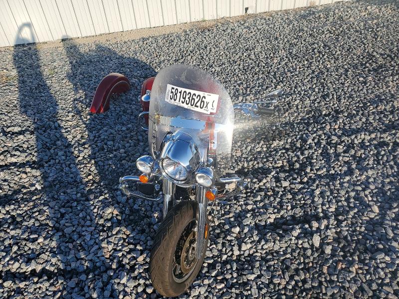 2017 Indian motorcycle co. Springfield VIN 56KTHAAA6H3346514 COPART salvage auction — FRONT END, FL - CERT OF TITLE SLVG REBUILDABLE, sold $90 on 2026-07-09 (photo 5)