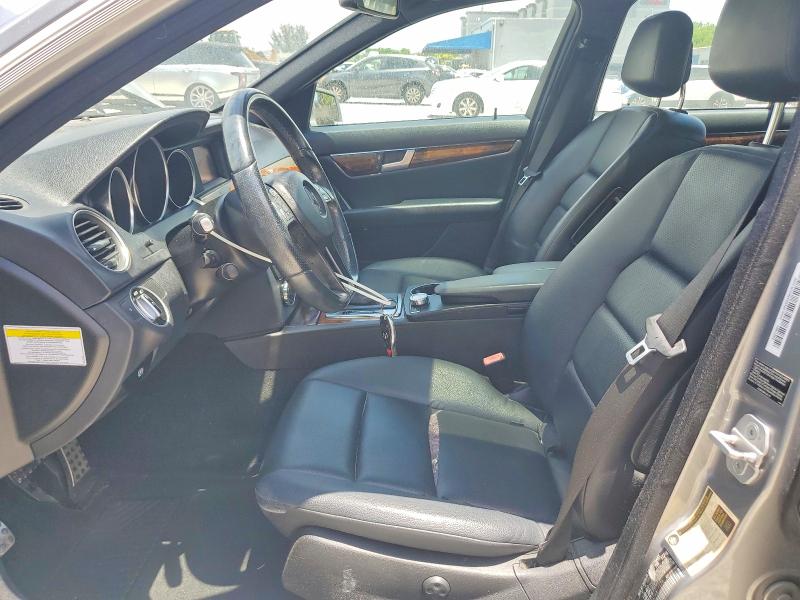 2013 Mercedes-benz VIN WDDGF8AB6DA812274 COPART salvage auction — MINOR DENT/SCRATCHES, Fl - Cert Of Title Slvg Rebuildable, sold $2,350 on 2026-07-17 (photo 7)