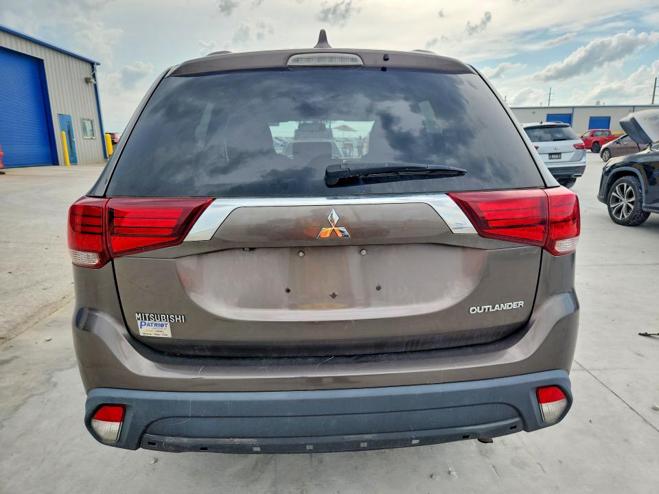 2018 Mitsubishi VIN JA4AD2A30JZ002674 COPART salvage auction — FRONT END, Tx - Salvage Vehicle Title, sold $1,500 on 2026-07-28 (photo 6)